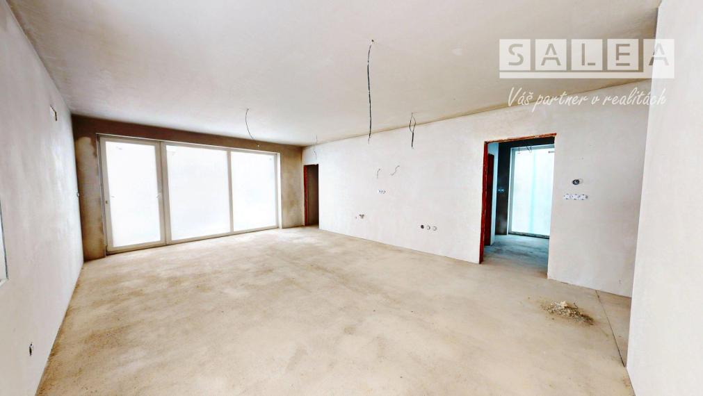 POSLEDNÝ 3iByt 87m2+zahrada 154m2+1x parkovanie Piešťany