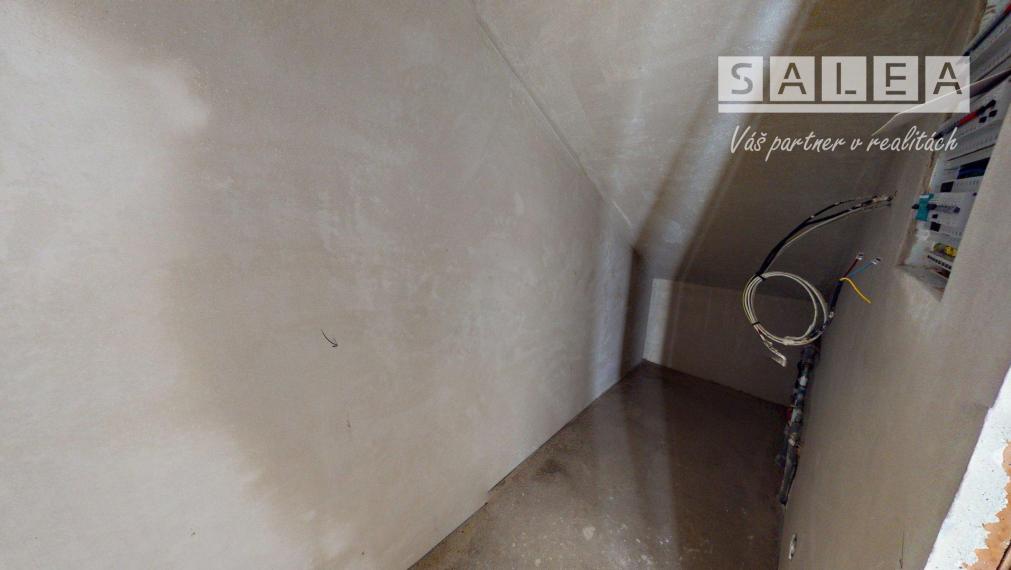 ZAUJÍMAVÉ 3i dom+kuchyňa+1x parking+záhrada154m2 Krakovany