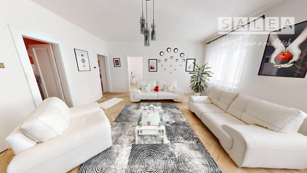 NADŠTANDARDNÝ 3-IZBOVÝ TEHLOVÝ BYT (81 m²) S VLASTNOU KOTOLŇOU v Krompachoch