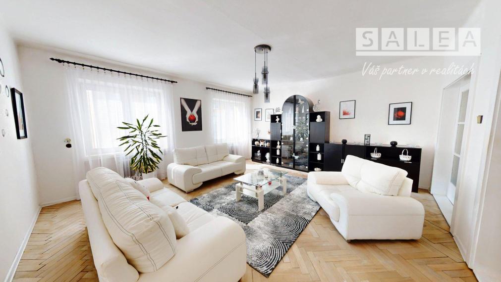 NADŠTANDARDNÝ 3-IZBOVÝ TEHLOVÝ BYT (81 m²) S VLASTNOU KOTOLŇOU v Krompachoch