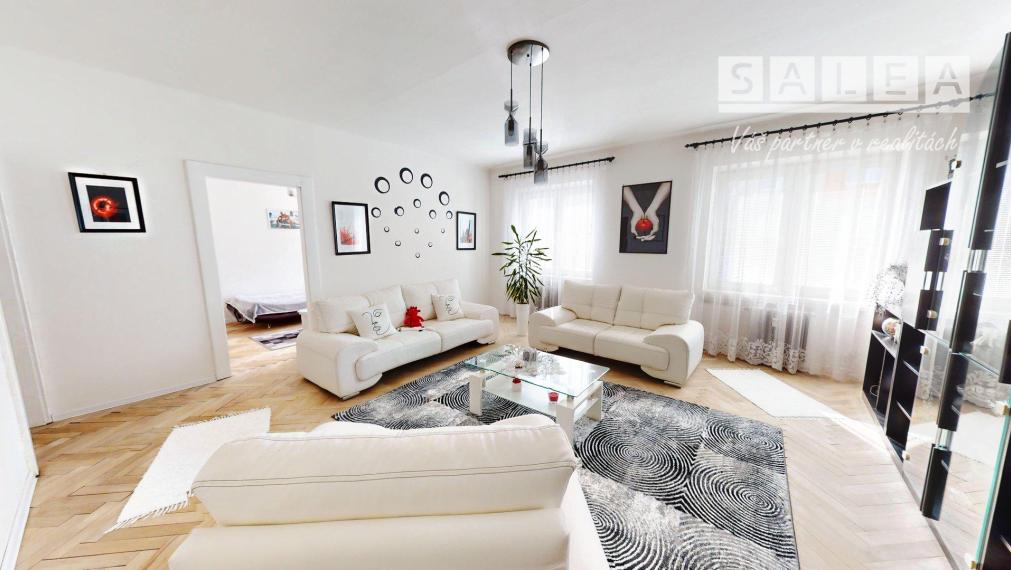 NADŠTANDARDNÝ 3-IZBOVÝ TEHLOVÝ BYT (81 m²) S VLASTNOU KOTOLŇOU v Krompachoch