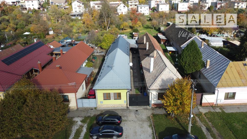 DOM V CENE BYTU A SO ZARIADENÍM! 4-izbový dom po rekonštrukcii v CENTRE Jasova