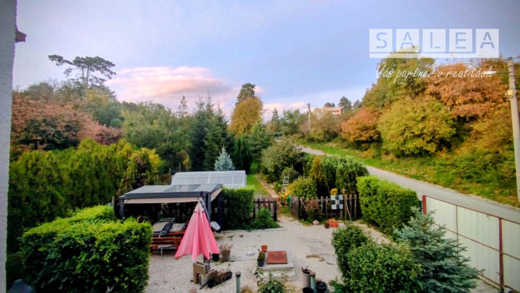 Trojpodlažný RD s veľkou záhradou v Moldave nad Bodvou