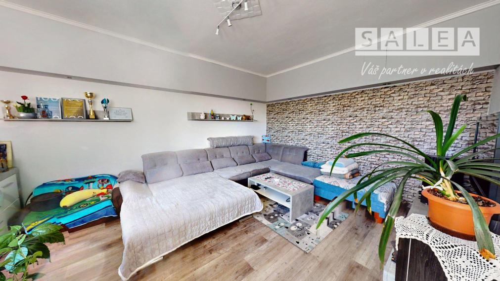 Trojpodlažný RD s veľkou záhradou v Moldave nad Bodvou