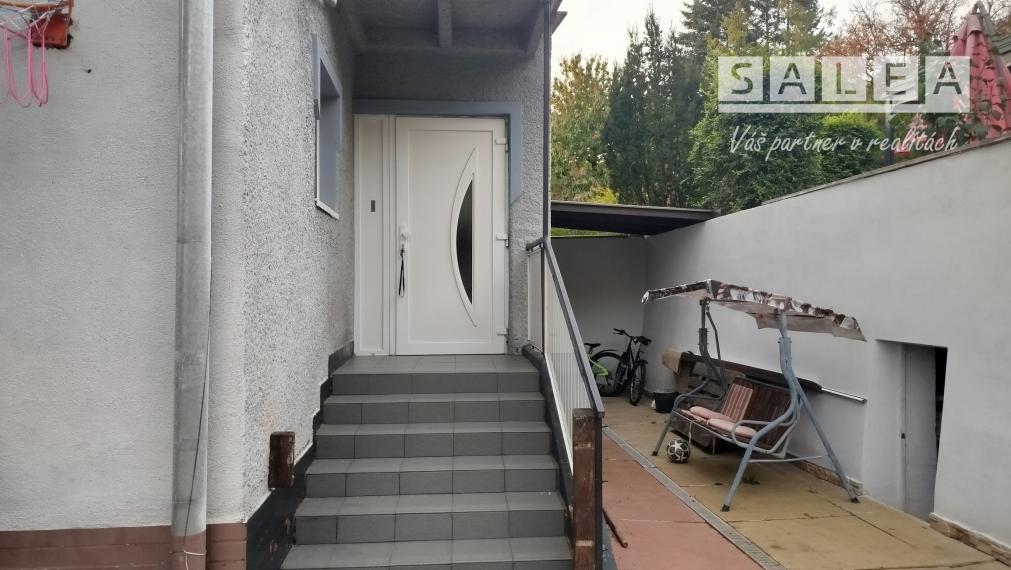 Trojpodlažný RD s veľkou záhradou v Moldave nad Bodvou