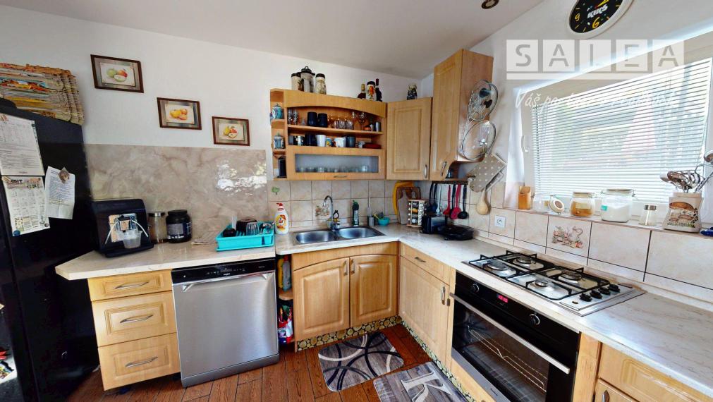 Trojpodlažný RD s veľkou záhradou v Moldave nad Bodvou