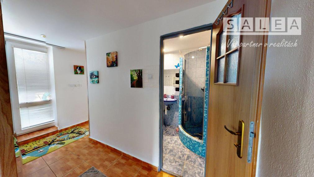 Trojpodlažný RD s veľkou záhradou v Moldave nad Bodvou