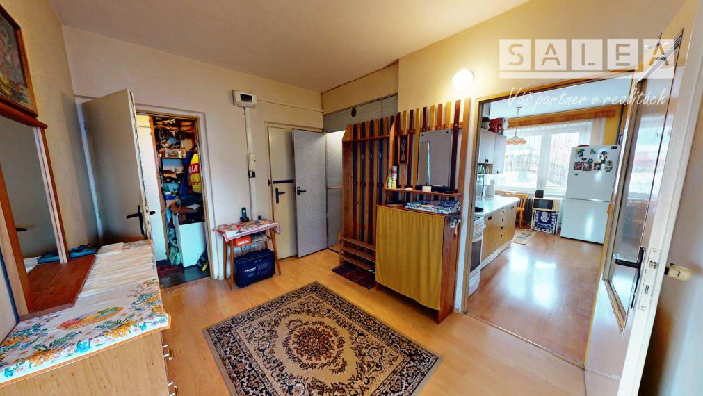 V pôvodnom stave 4,5izbový byt v Žarnovici o výmere 78,5m2