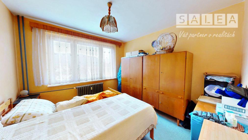 V pôvodnom stave 4,5izbový byt v Žarnovici o výmere 78,5m2