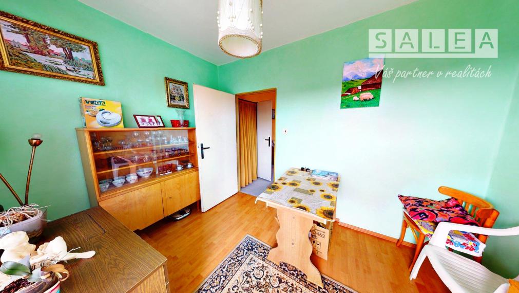 V pôvodnom stave 4,5izbový byt v Žarnovici o výmere 78,5m2