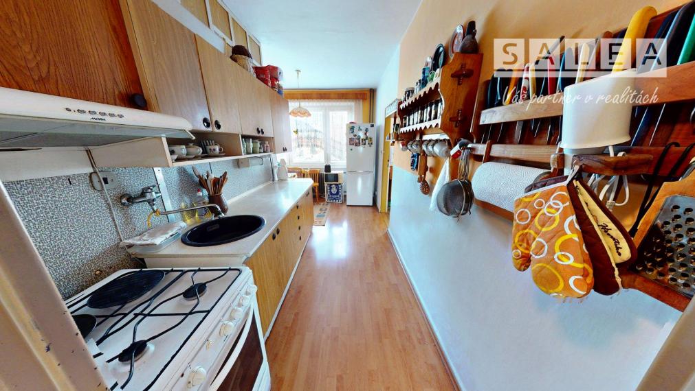 V pôvodnom stave 4,5izbový byt v Žarnovici o výmere 78,5m2