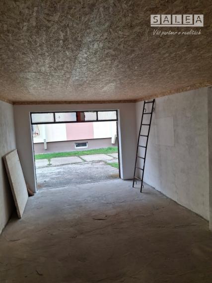 Garáž do prenájmu vo Zvolene na ul. R.Čelku/ Vansovej