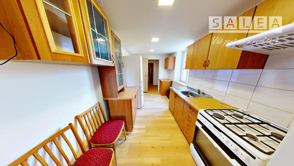 Exkluzívne na predaj dom v Seliciach