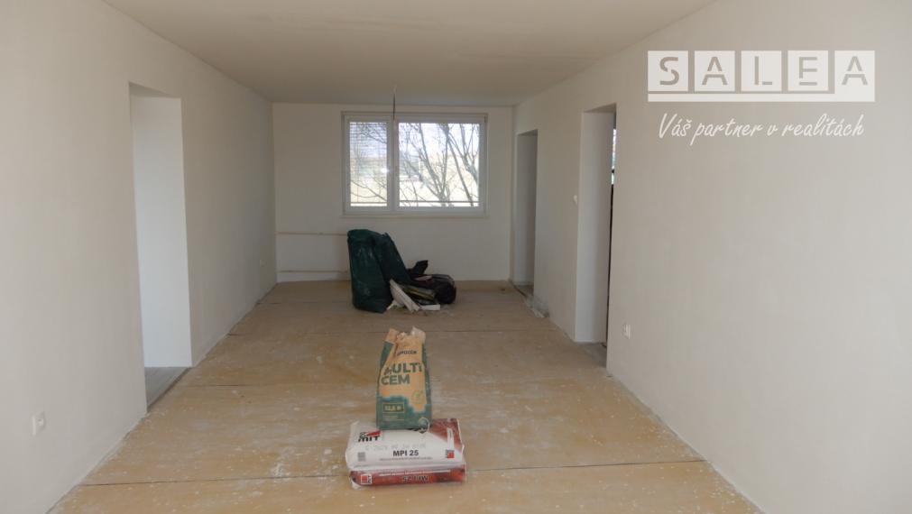 Slnečný 3 izbový byt, 86 m2, balkón, Demandice, okr.  Levice