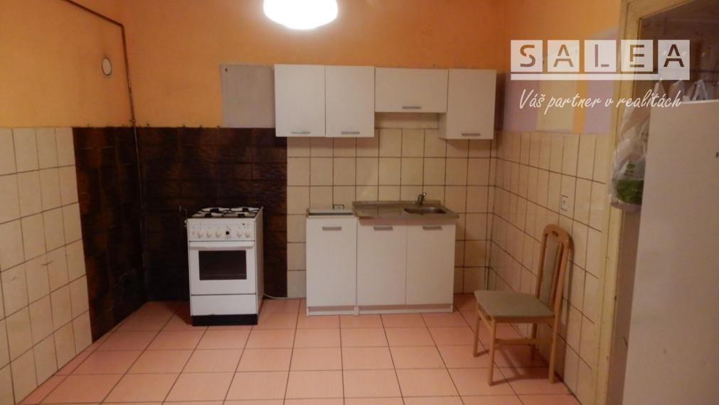 Slnečný rodinný dom, 90 m2, rekonštrukcia, Čata, okr. Levice