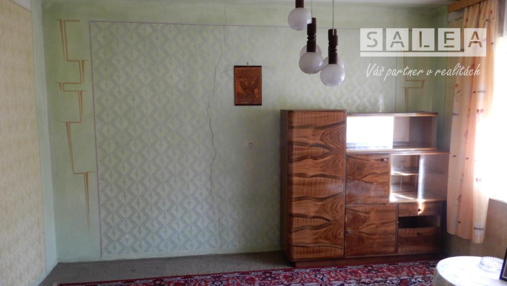 Rodinný dom, 130 m2, garáž, letná kuchyňa, Farná, okr. Levice