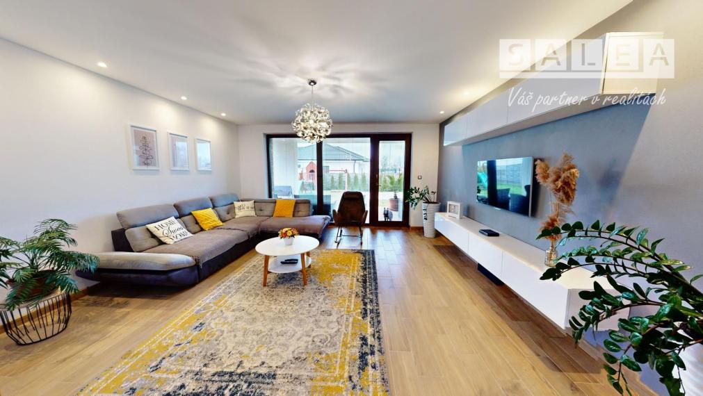 5-izbový Bungalov 226m2 na pozemku 886m2. Kajal