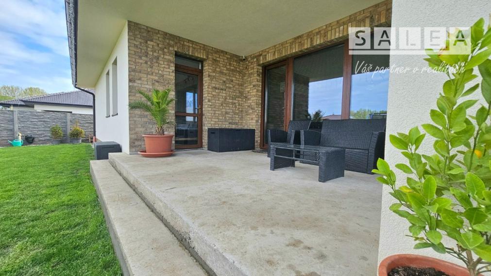 5-izbový Bungalov 226m2 na pozemku 886m2. Kajal