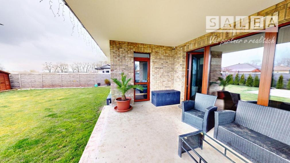 5-izbový Bungalov 226m2 na pozemku 886m2. Kajal