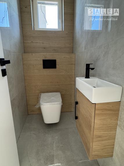 Dom pri jazere - 4 izbová novostavba Trstice