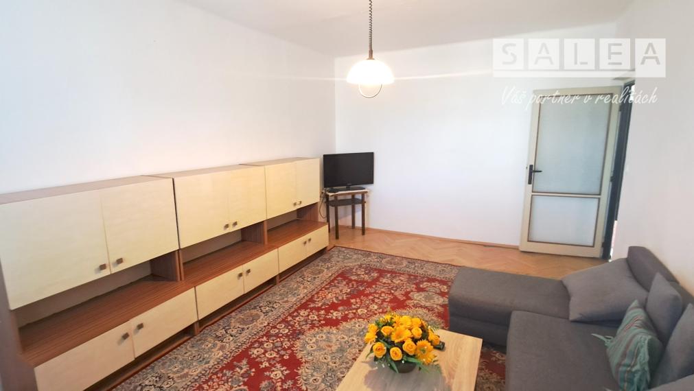 PRENÁJOM  2-izbový byt s lodžiou v centre Zvolena