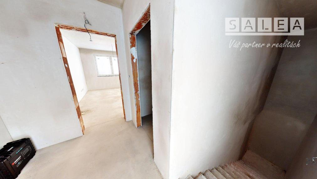 POSLEDÝ 3iByt 87m2+balkón 9m2+1x parkovanie Vrbové