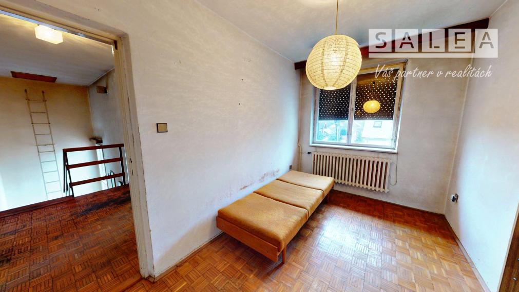 4-IZBOVÝ TEHLOVÝ RADOVÝ DOM, POZEMOK 360m2, ŽILINA - ROSINKY