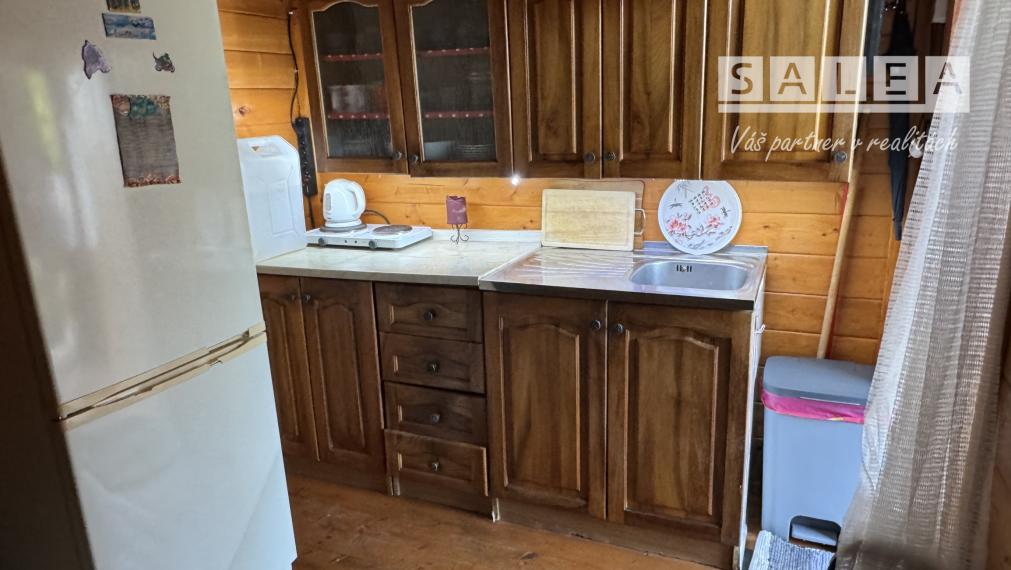 Krásna záhrada s chatkou v Kráľovej nad Váhom 259 m2