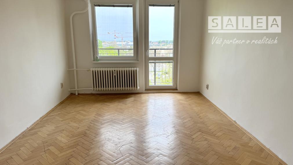 3 izbový svetlý byt 80,8 m2, 3 balkóny, špajza v byte Trnava A.Kubinu