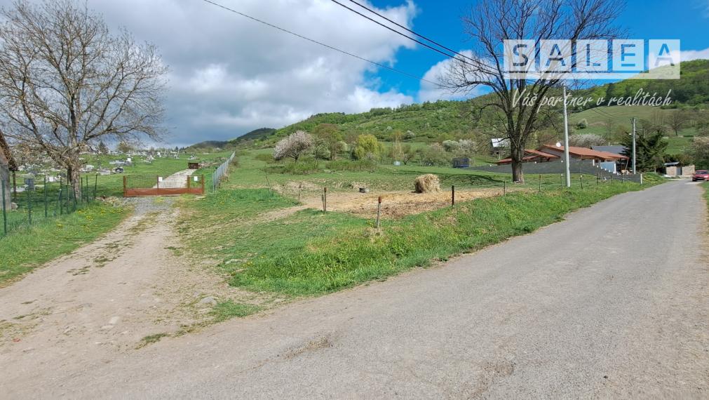 Slnečný stavebný pozemok 1055 m² – Horné Hámre