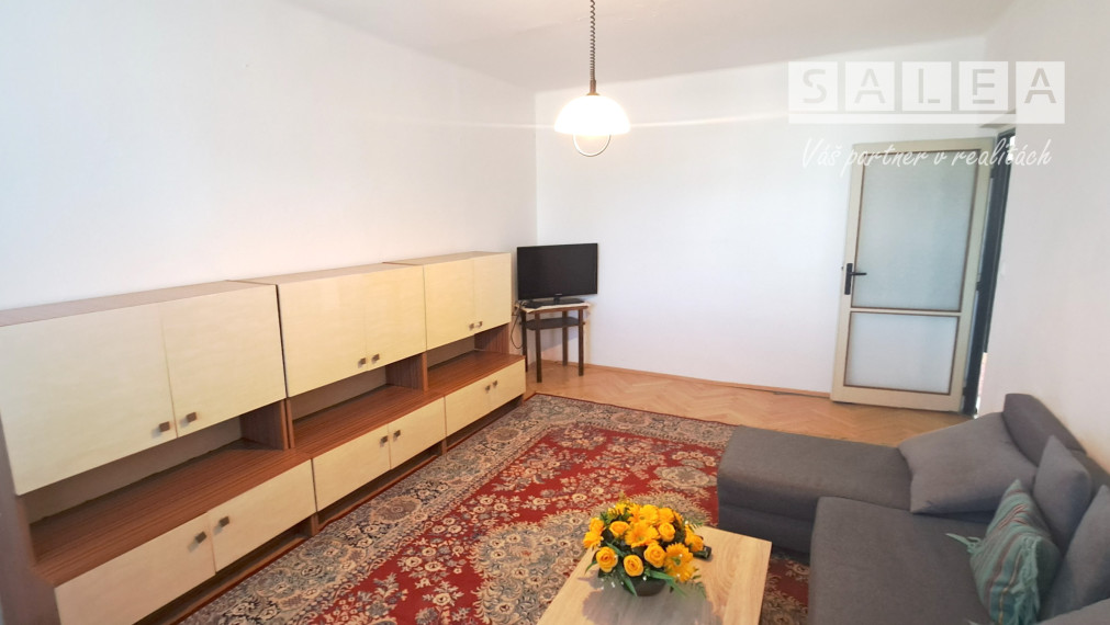 PRENÁJOM  2-izbový byt s lodžiou v centre Zvolena