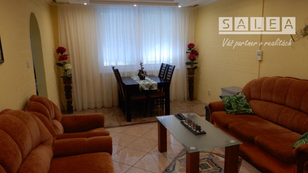 Veľký 3 Izbový byt, 83 m2, rekonštrukcia, Perecká, Levice