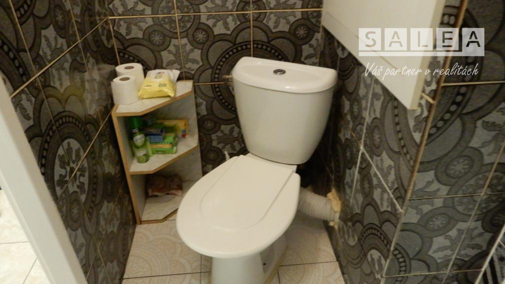 Veľký 3 Izbový byt, 83 m2, rekonštrukcia, Perecká, Levice