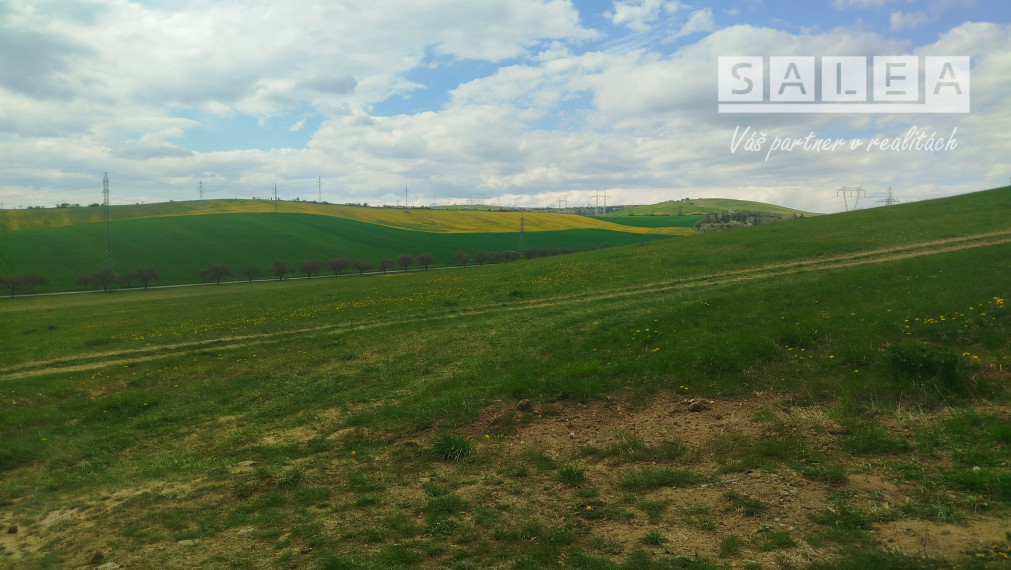 Slnečný pozemok 571m2 s pivnicou – TOP lokalita pri Smižanoch