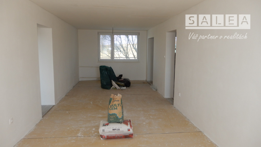 Slnečný 3 izbový byt, 86 m2, balkón, Demandice, okr.  Levice
