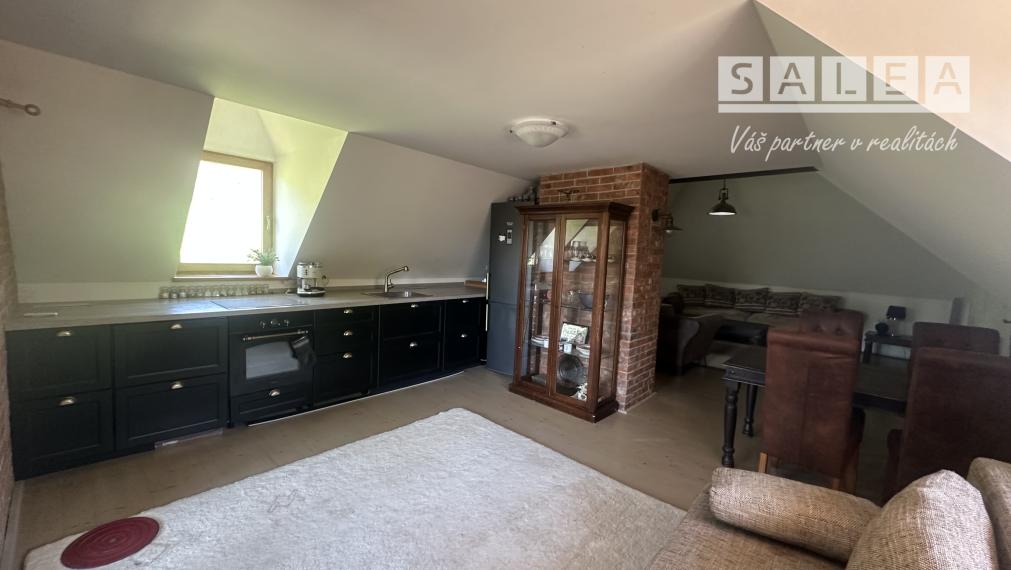 Rodinný dom (2x bytová jednotka) 5400m2 Podbranč pri Senici
