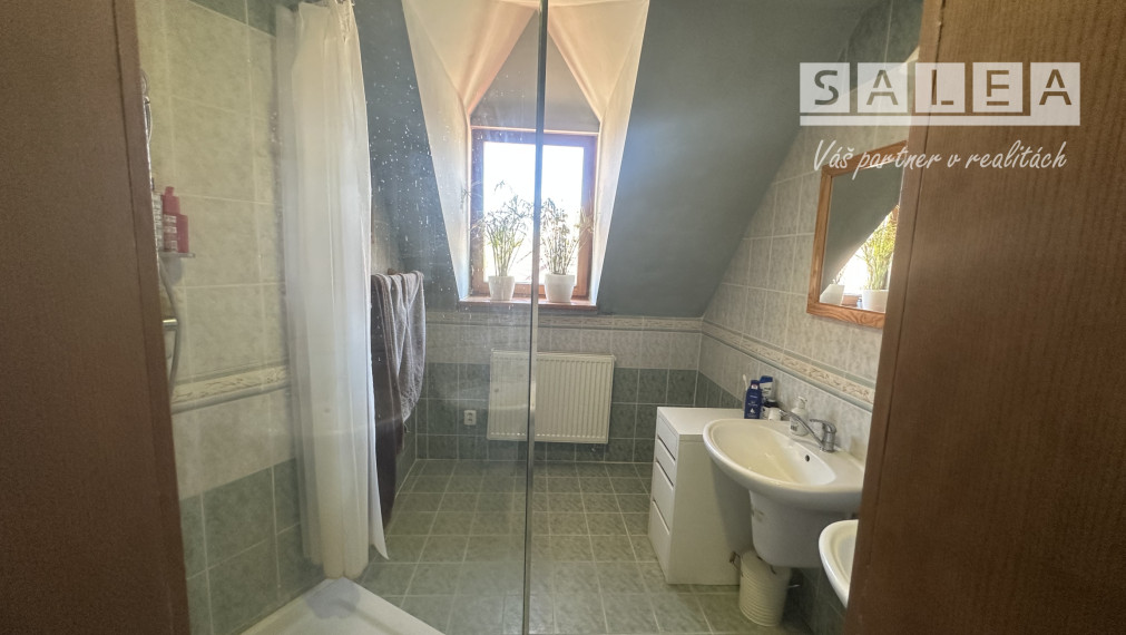 Rodinný dom (2x bytová jednotka) 5400m2 Podbranč pri Senici