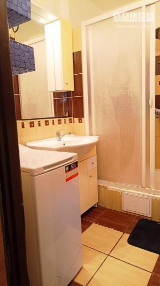 3 izbový veľký byt Šaľa-Veča s balkónom, špajzou a pivnicou