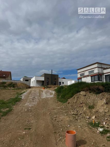 Luxusné Zariadené 4i domy s unikátnym výhľadom , Alekšince
