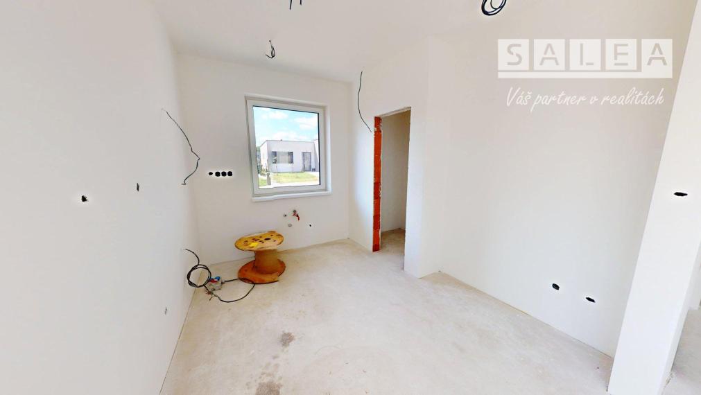 4 izbový bungalov, garáž, 600m2, Vinosady okres Pezinok