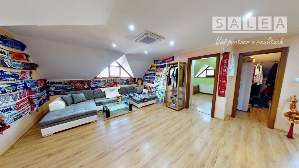 Zariadený 8i RD wellness 470m2, pozemok 1840m2, Horné Saliby