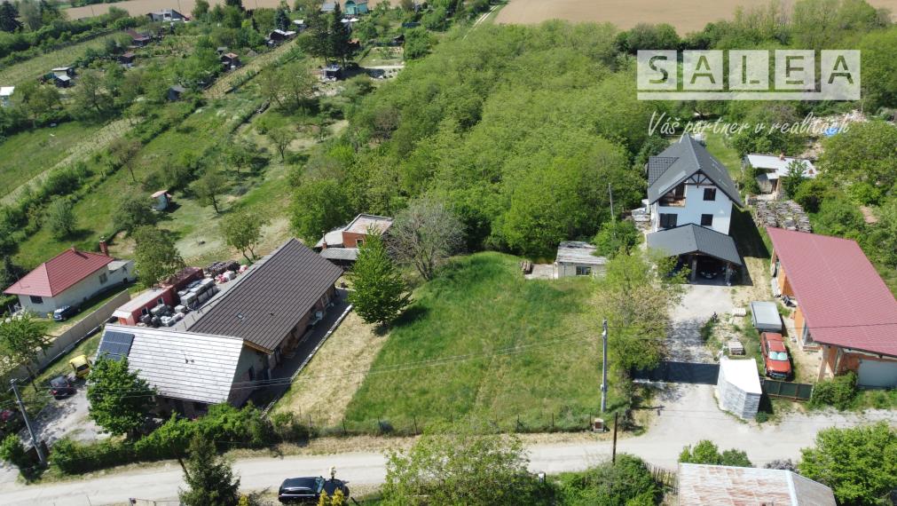 Pozemok 4704 m2 Zlaté Moravce s krásnym výhľadom EXKLUZÍVNE