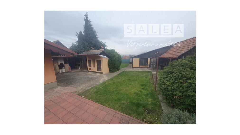 Výborná cena Rodinný dom 5iz.1438m2, garáž, Dubové pri TT