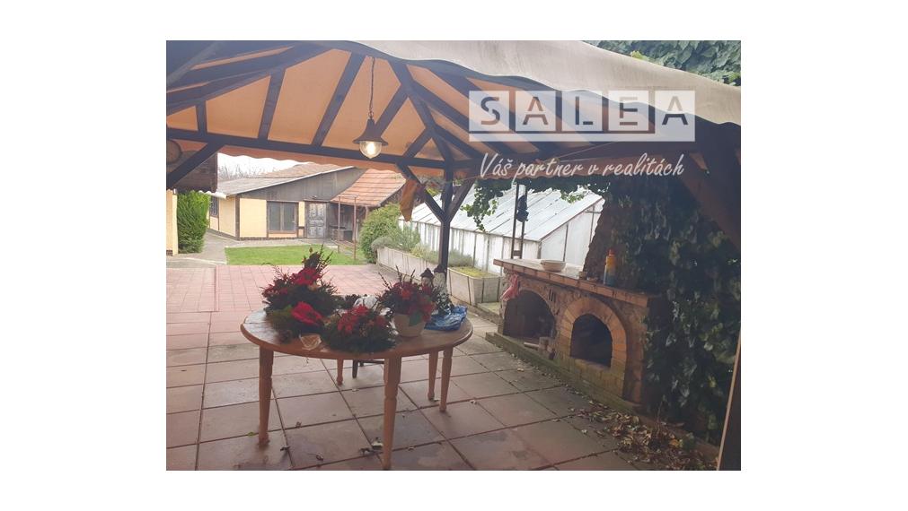 Výborná cena Rodinný dom 5iz.1438m2, garáž, Dubové pri TT