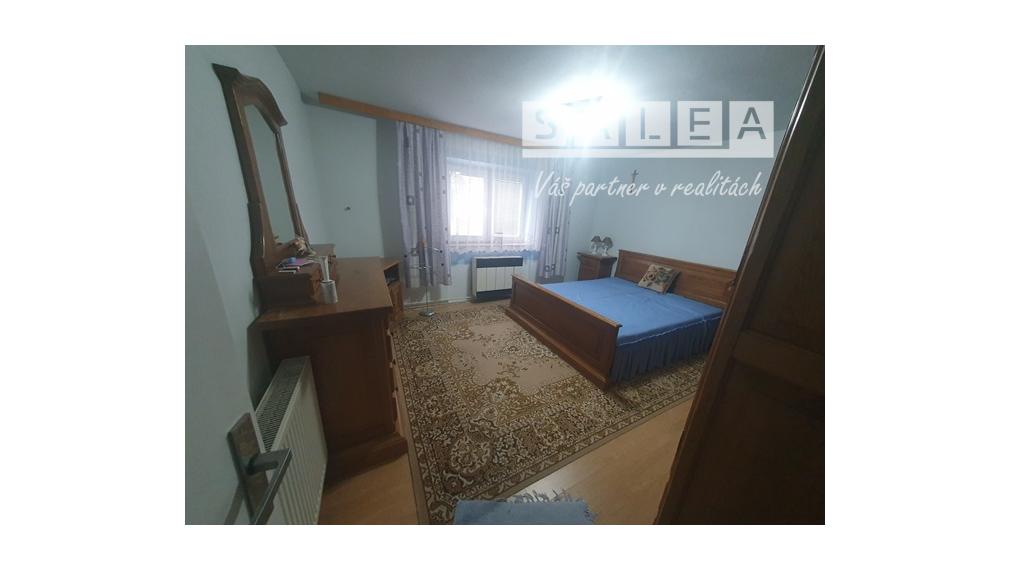 Výborná cena Rodinný dom 5iz.1438m2, garáž, Dubové pri TT