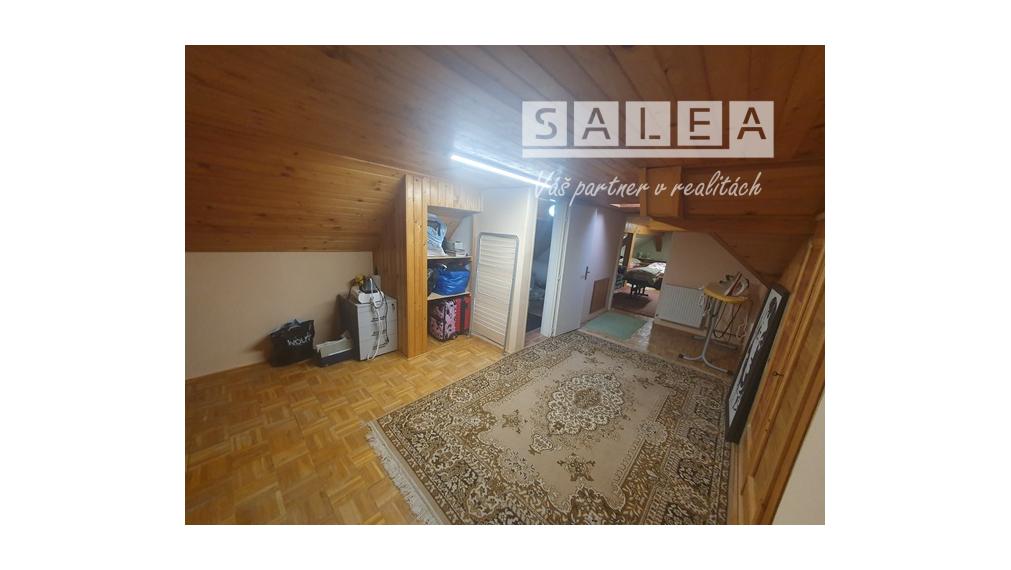 Výborná cena Rodinný dom 5iz.1438m2, garáž, Dubové pri TT