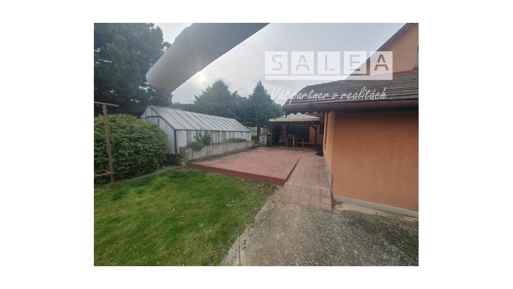 Výborná cena Rodinný dom 5iz.1438m2, garáž, Dubové pri TT