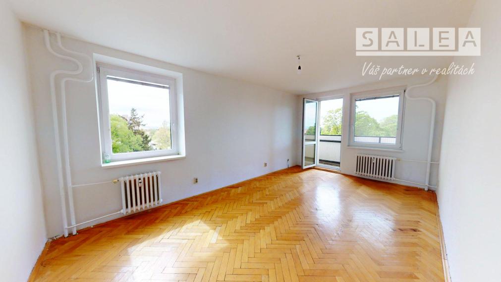 3 izbový svetlý byt 80,8 m2, 3 balkóny, špajza v byte Trnava A.Kubinu