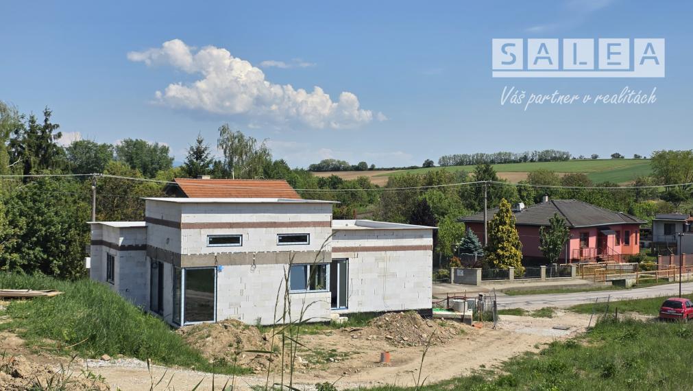 Luxusné Zariadené 4i domy s unikátnym výhľadom , Alekšince