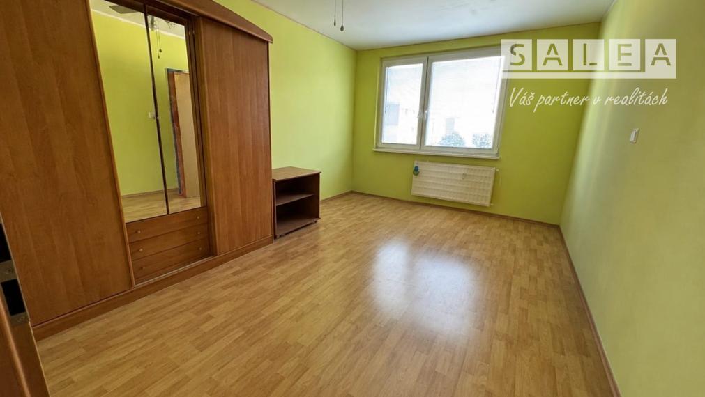 3 izbový byt 74 m2 pôvodný stav v Šaľa-Veča na ul. Hollého